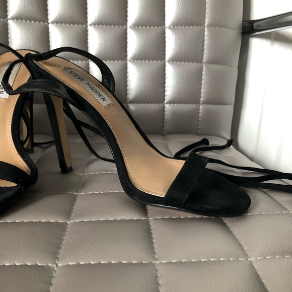 Steve Madden strappy heels - Picture 4 of 4